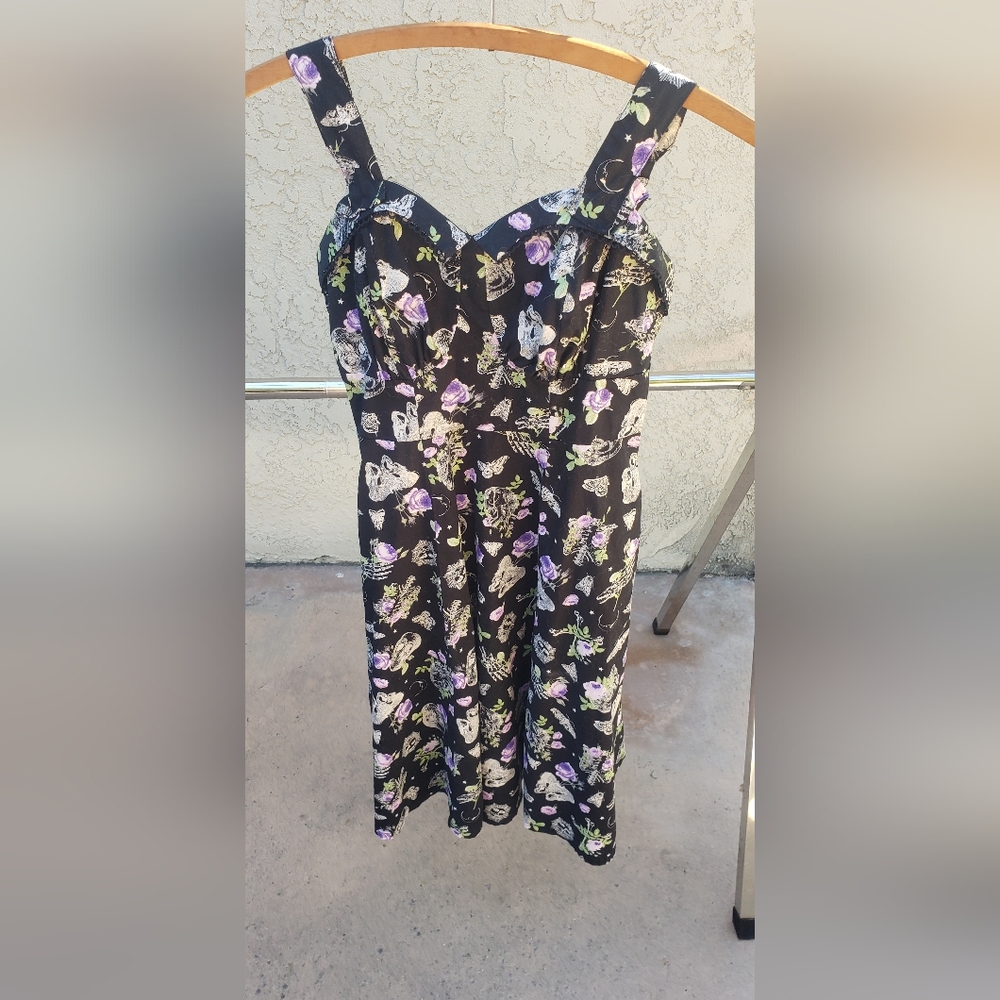 Hot Topic sun dress